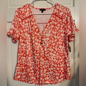 084 A.U.W. Vibrant Red and White Floral Blouse Small
